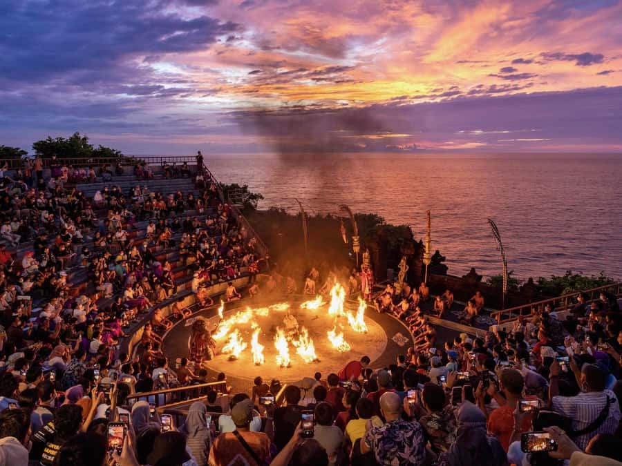Uluwatu Sunset Temple - Kecak Dance Show & Seafood Dinner - Three South Bali highlights in one evening