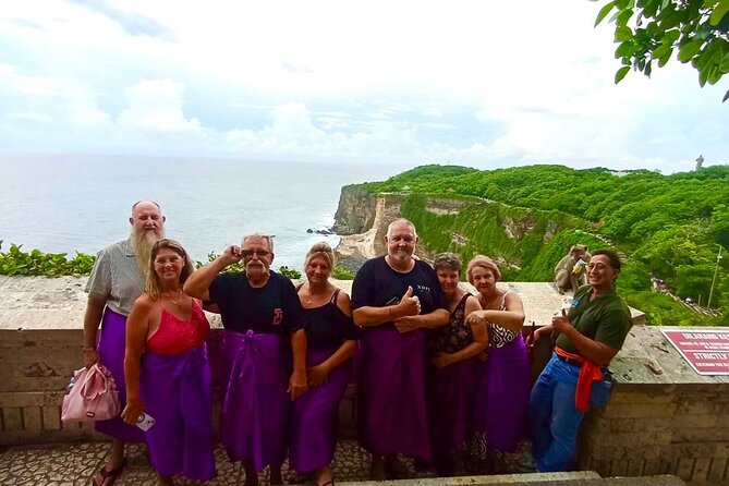 Uluwatu Temple Entry and Kecak Fire Dance Ticket - Getting into the Kecak performance