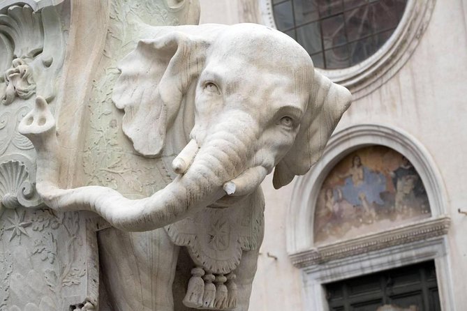 Walking Guided Tour and Rome's Iconic Temple Pantheon Entrance - The guide quality can shape the whole experience