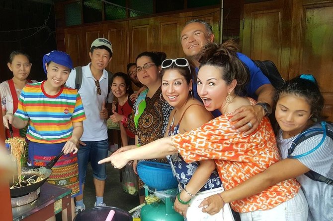 Wat Paknam Walking Tour - Lunch at a local restaurant