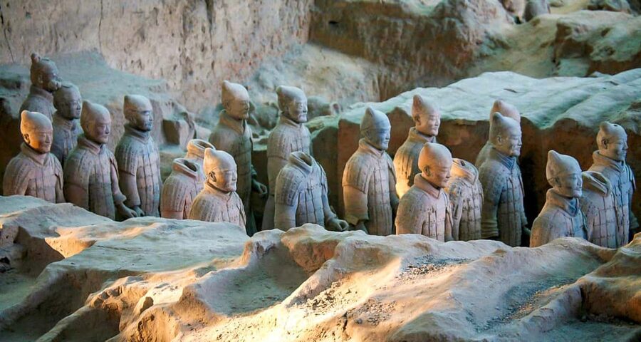 Xi'an: Terracotta Army, Lunch, City Wall, Pagoda, Bazaar - Is the $48 price good value?