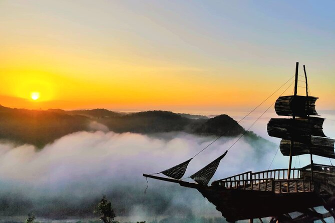 Yogyakarta: SUNRISE Above Cloud & Explore UNESCO Temples w/ GUIDE - Three major sights in one 12-hour day