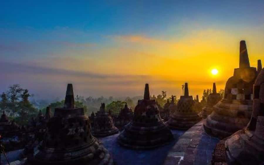 Yogyakarta; Sunrise from Borobudur Temple & Prambanan Guided - Quick points to know