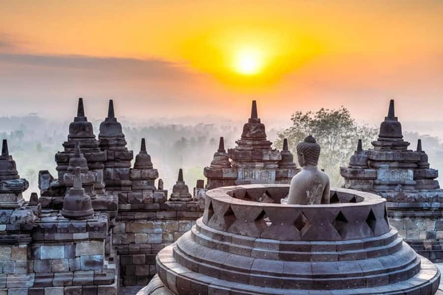 Yogyakarta; Sunrise from Borobudur Temple & Prambanan Guided - Why Borobudur at dawn is worth the early alarm